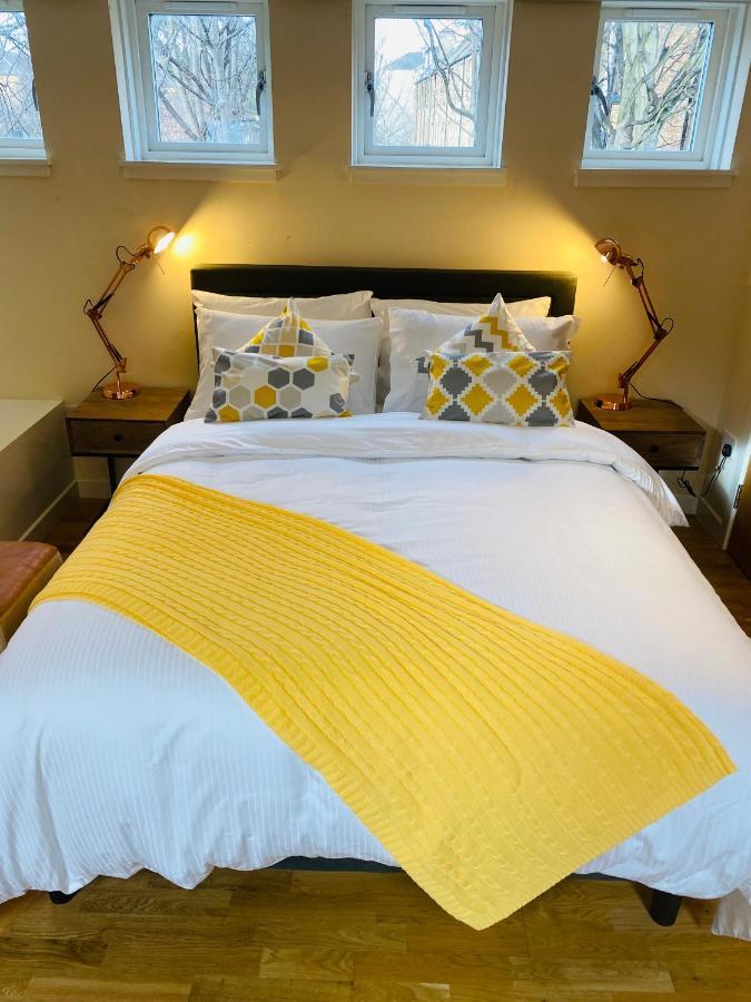 2 Bed 2 Bath With Private Parking Leilighet EDI Eksteriør bilde