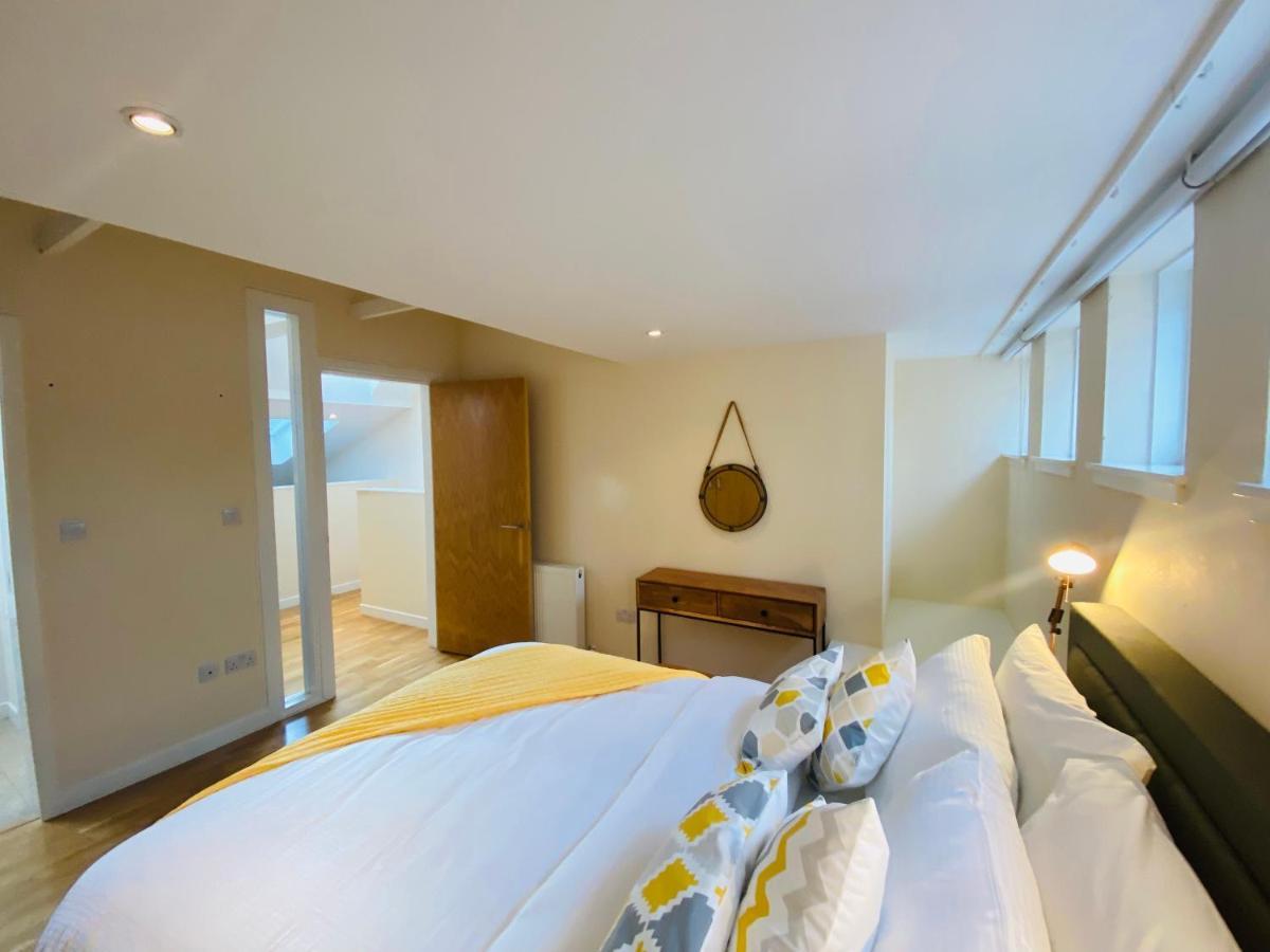 2 Bed 2 Bath With Private Parking Leilighet EDI Eksteriør bilde